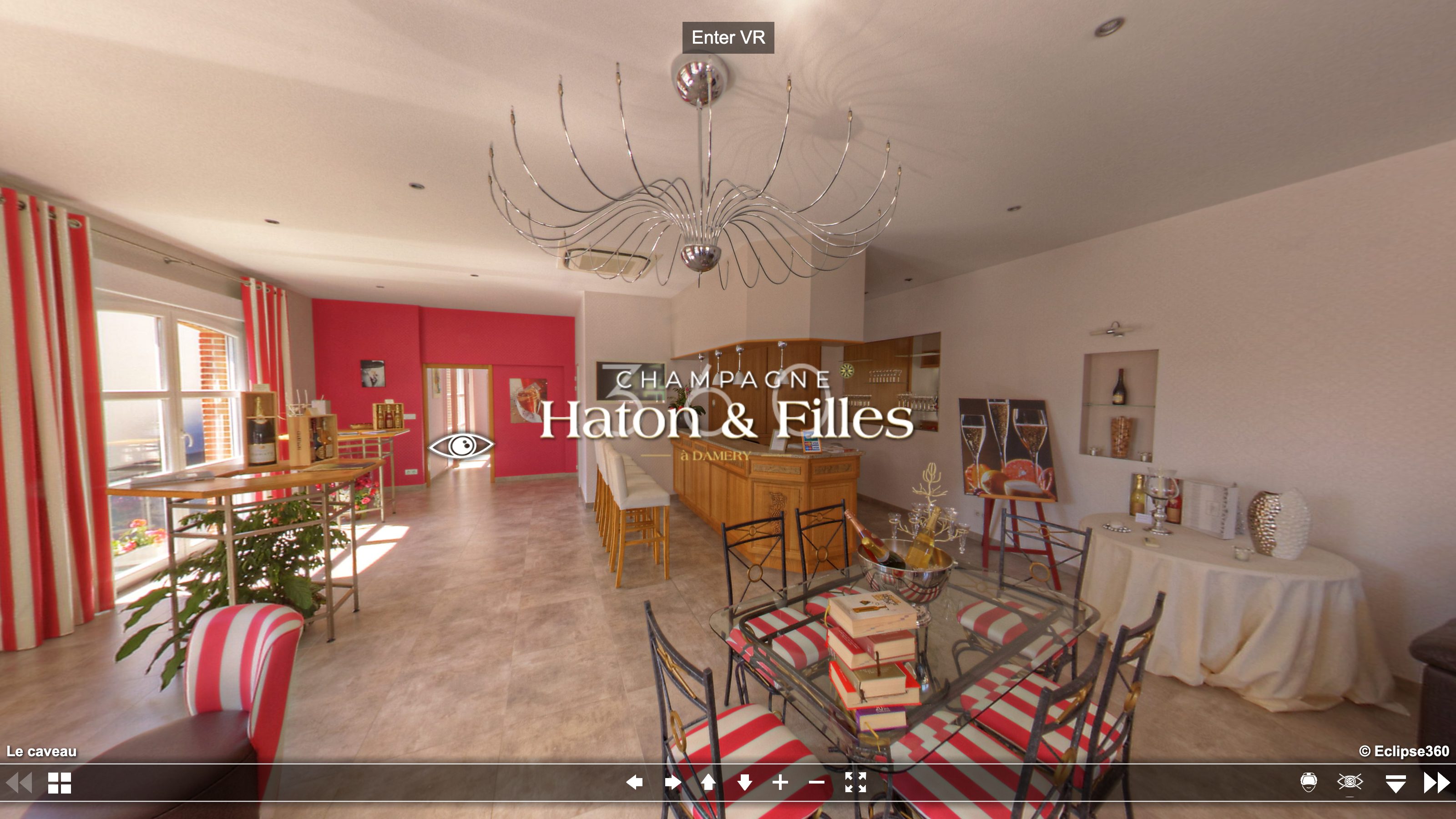 La visite virtuelle du domaine : le caveau en 360°, navigable au doigt, à la souris ou en casque.